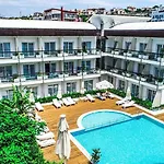 Yeni Hotel Çeşme