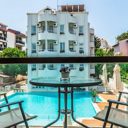 Yeni 3* Çeşme