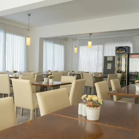 Yeni Hotel Cesme