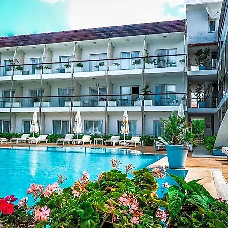 Yeni 3* Çeşme